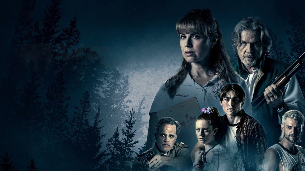 La Bruja del Bosque (2023): El sangriento homenaje al slasher ochentero que revive el terror en los campamentos
