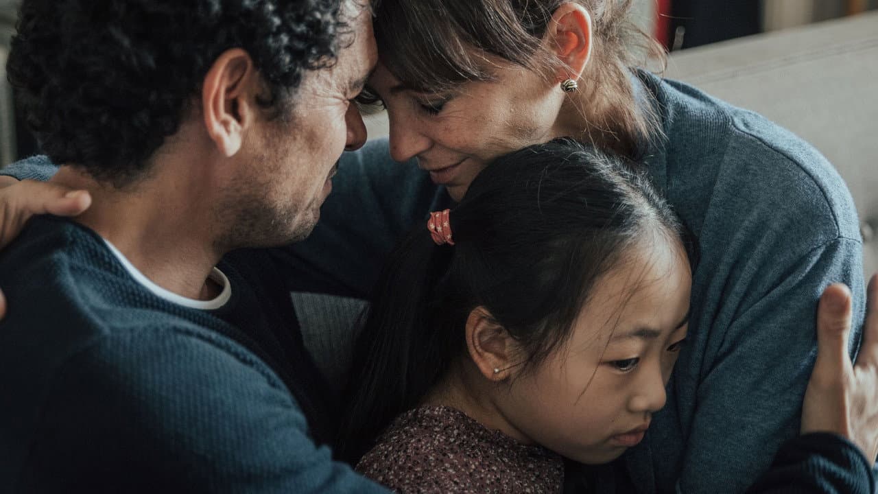Chinas (2023): El impactante retrato de la identidad e inmigración de Arantxa Echevarría que conmueve al cine español