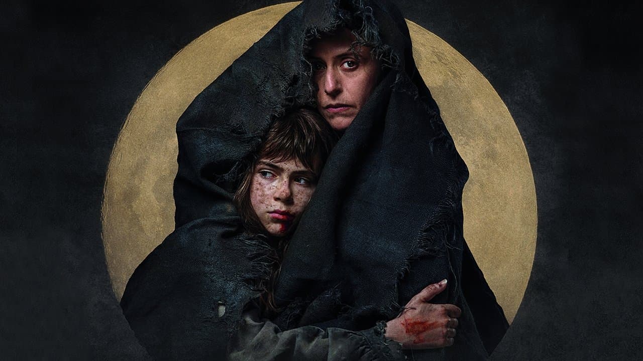 Todas las lunas: El desgarrador mito del vampirismo y la inmortalidad que conquistó el cine fantástico español